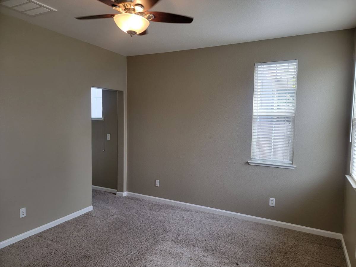 House for rent at 120 Soaring Hawk Lane, Sacramento, CA 95833