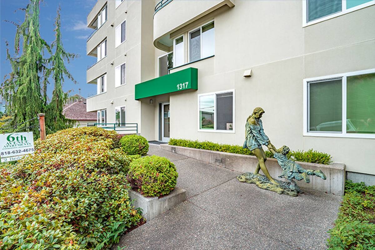 Apartment for rent at 1317 6th Ave N, Seattle, WA 98109