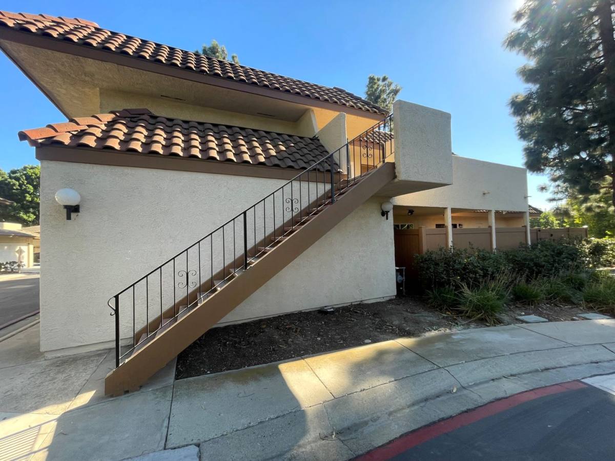 Condo for rent at 577 Thoreau Lane, Ventura, CA 93003