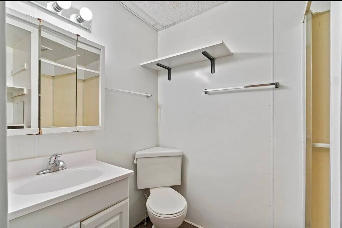 House for rent at 1103 State St, Cedar Falls, IA 50613
