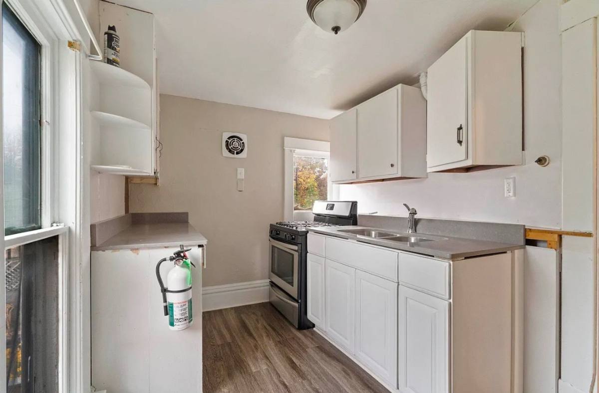 House for rent at 1103 State St, Cedar Falls, IA 50613