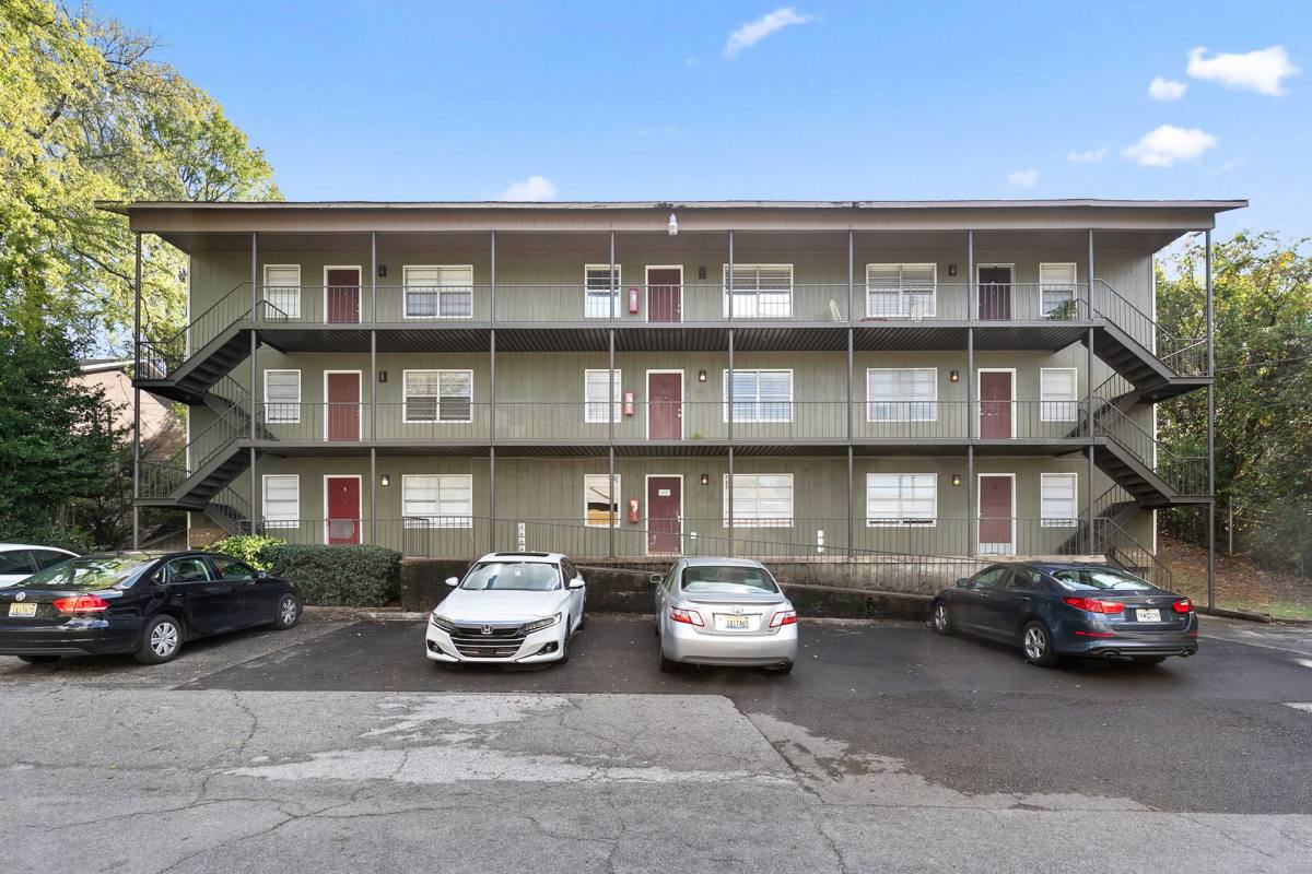 Apartment for rent at 1147-1149 14th Ave S, Birmingham, AL 35205