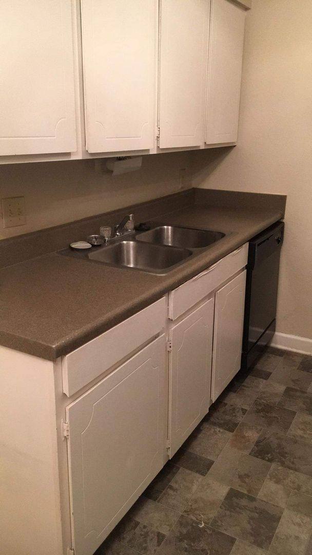 Apartment for rent at 324 Menlo Dr, Columbia, SC 29210
