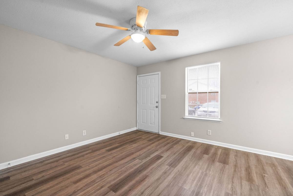 Apartment for rent at 3884 NE Dr, Clarksville, TN 37040
