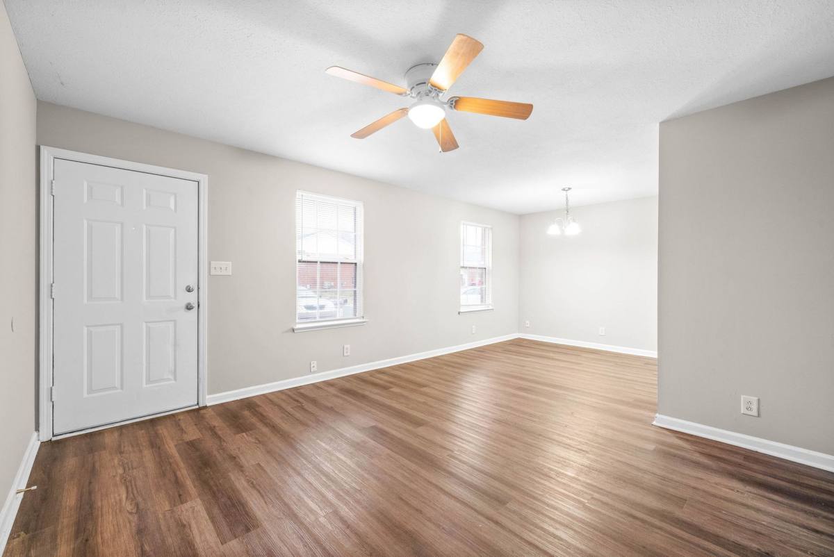 Apartment for rent at 3884 NE Dr, Clarksville, TN 37040