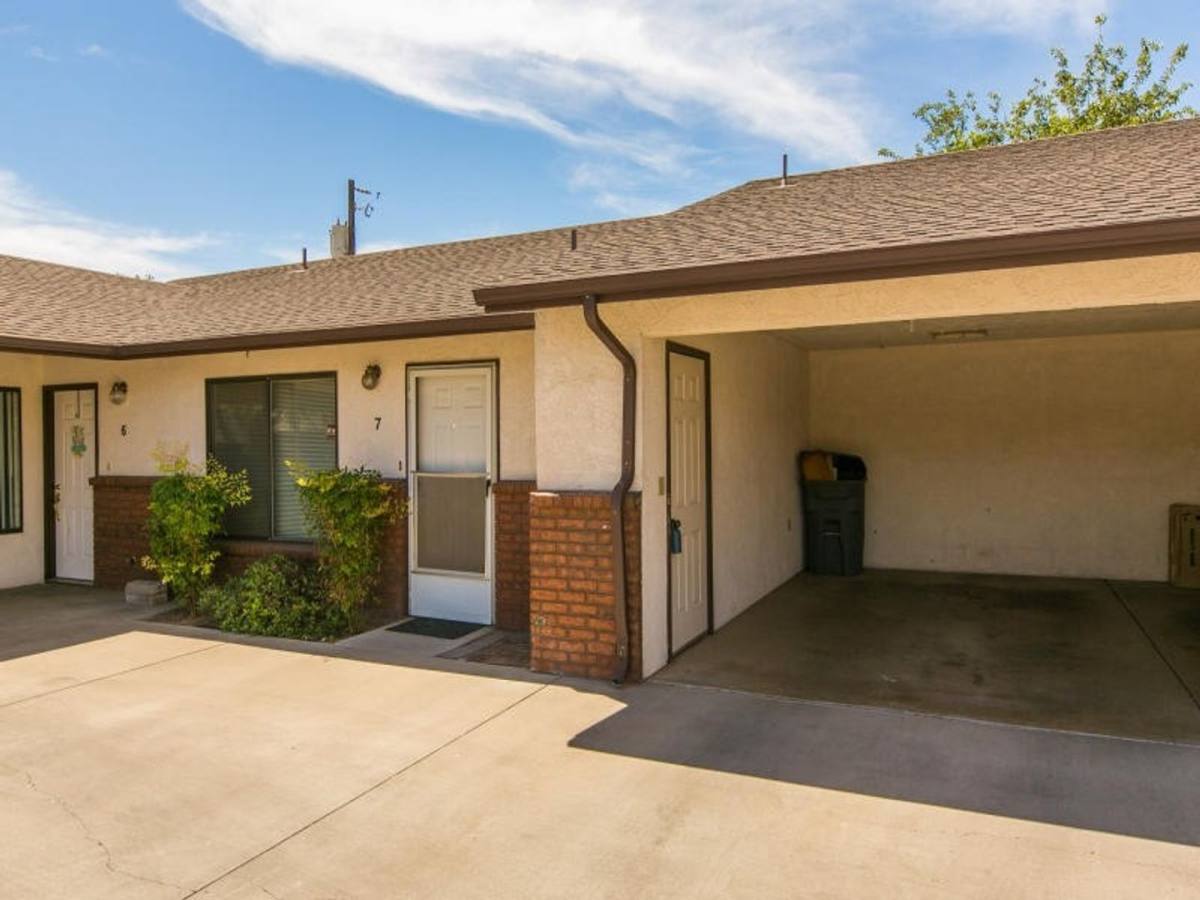 Townhouse for rent at 155 W 300 S, Saint George, UT 84770