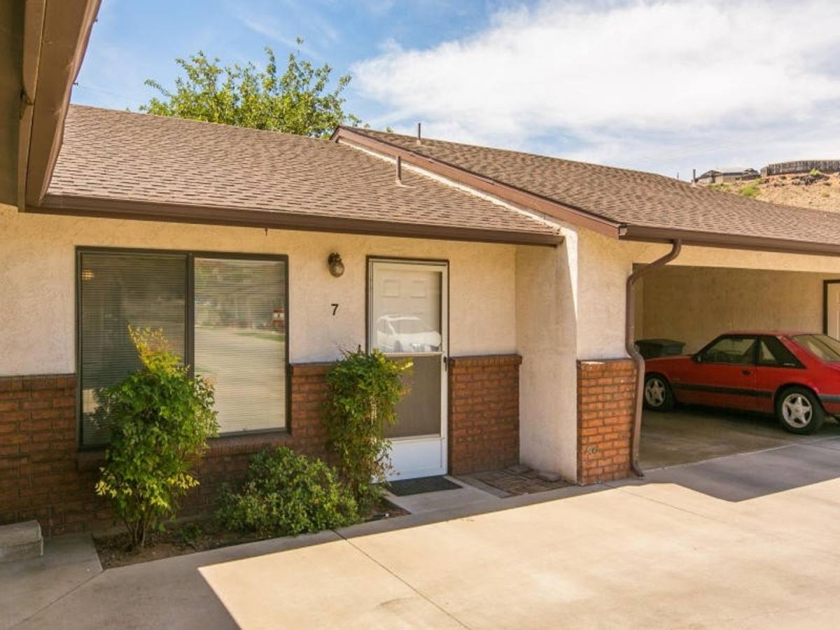 Townhouse for rent at 155 W 300 S, Saint George, UT 84770