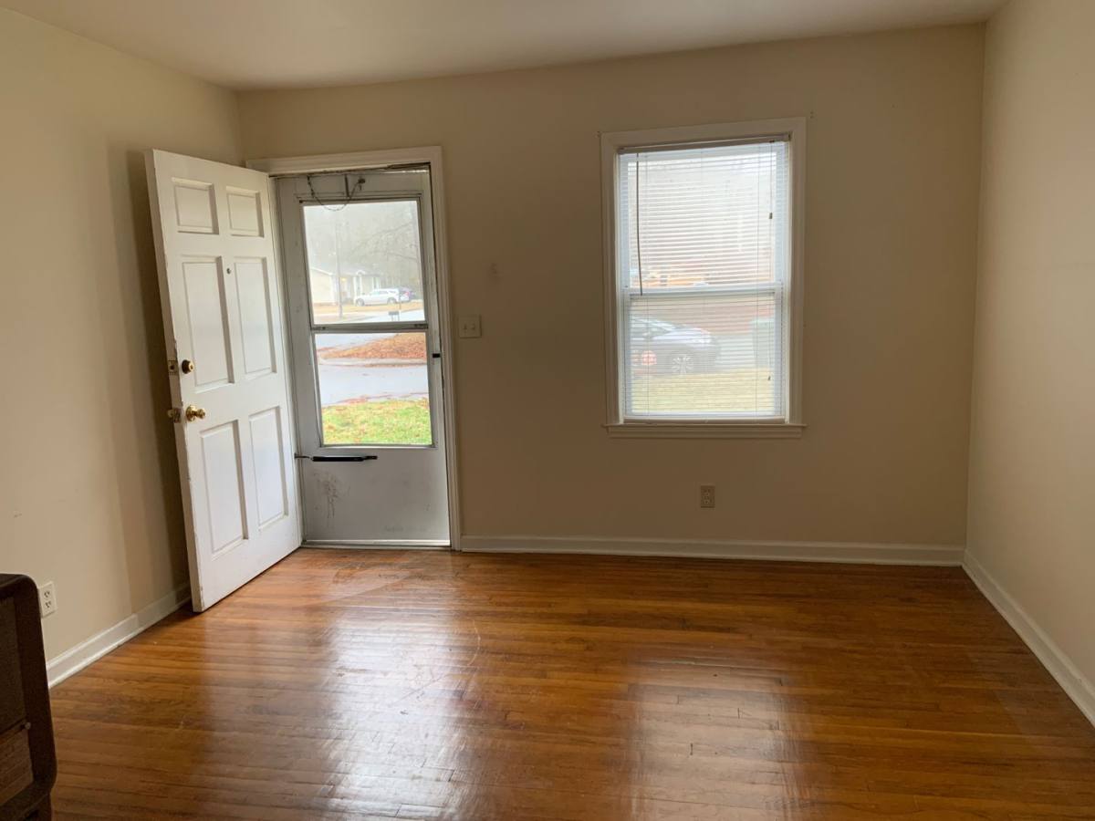 House for rent at 300 Lucerne St, Greensboro, NC 27406