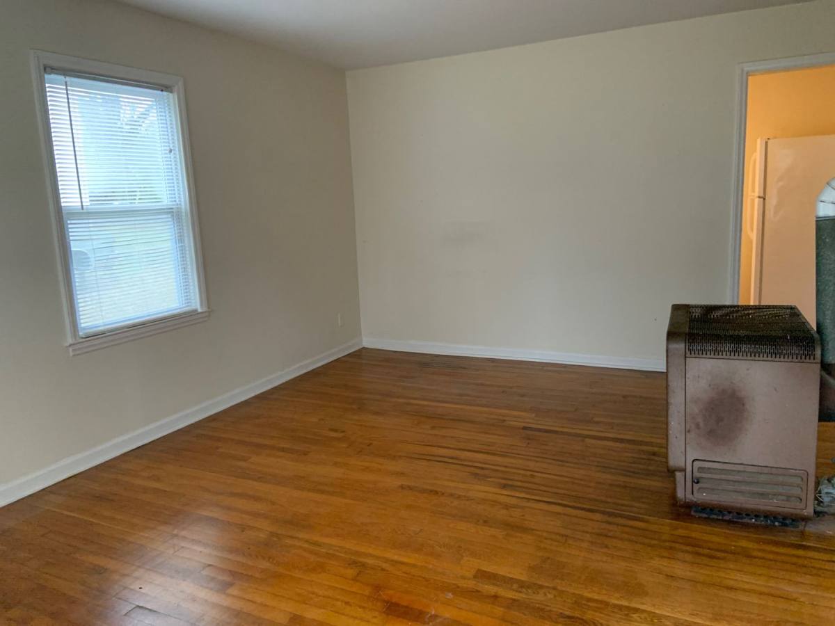 House for rent at 300 Lucerne St, Greensboro, NC 27406