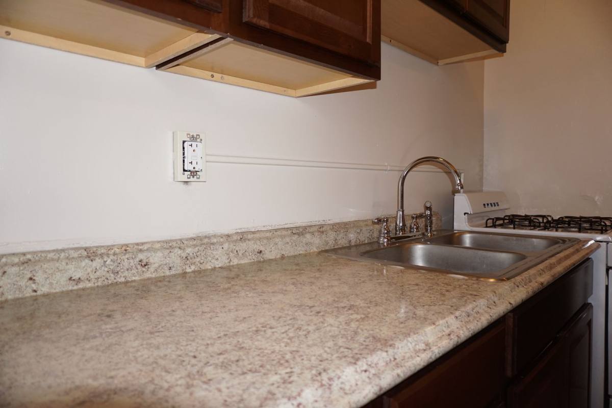 Apartment for rent at 14 Oak Grove St, Minneapolis, MN 55403