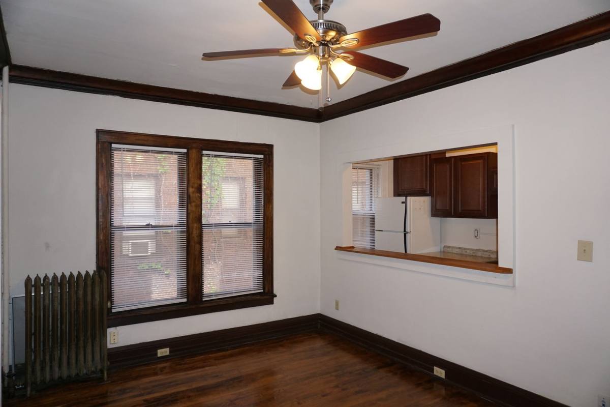 Apartment for rent at 14 Oak Grove St, Minneapolis, MN 55403
