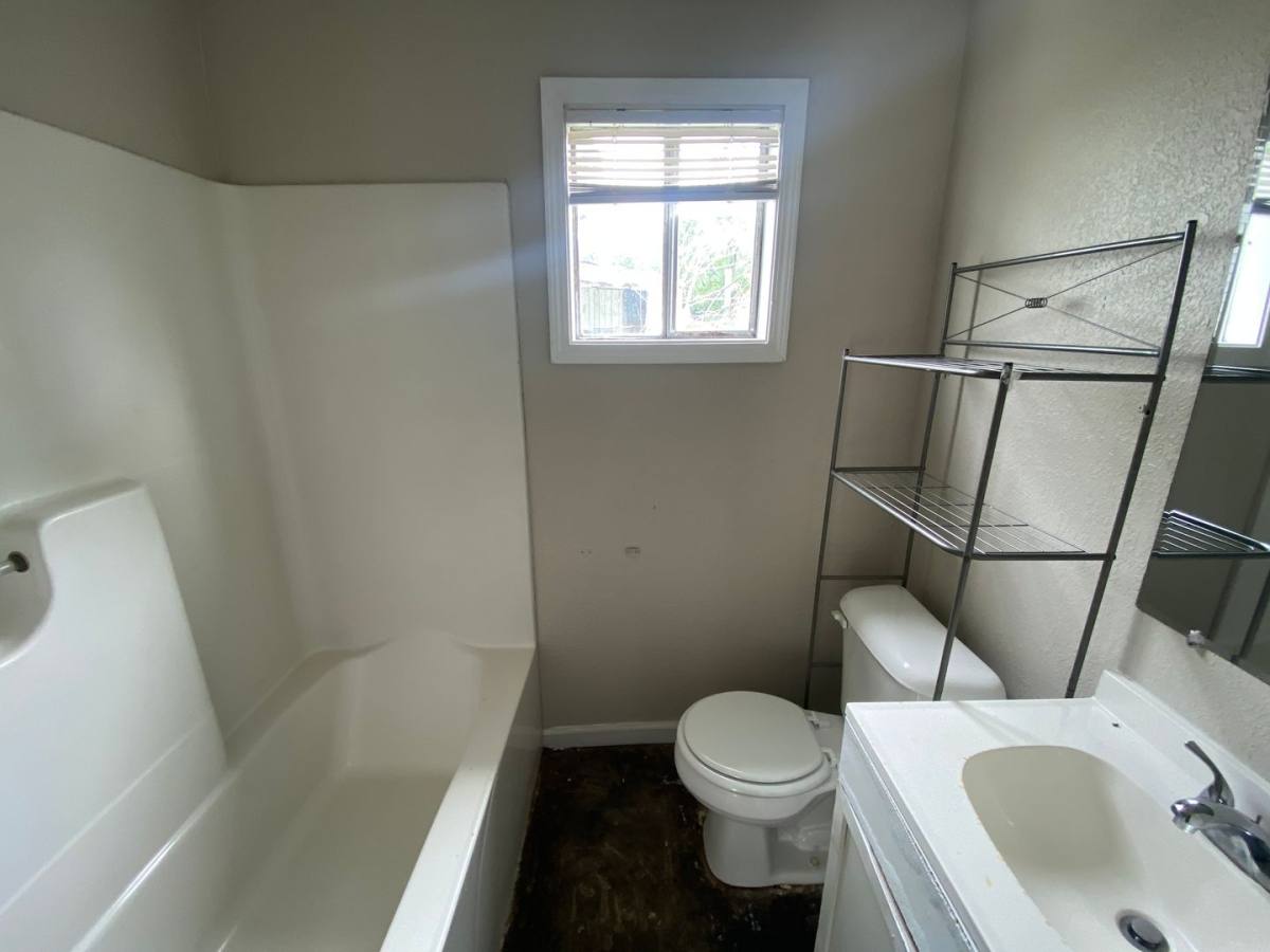 Apartment for rent at 621 Krewson, Jonesboro, AR 72401