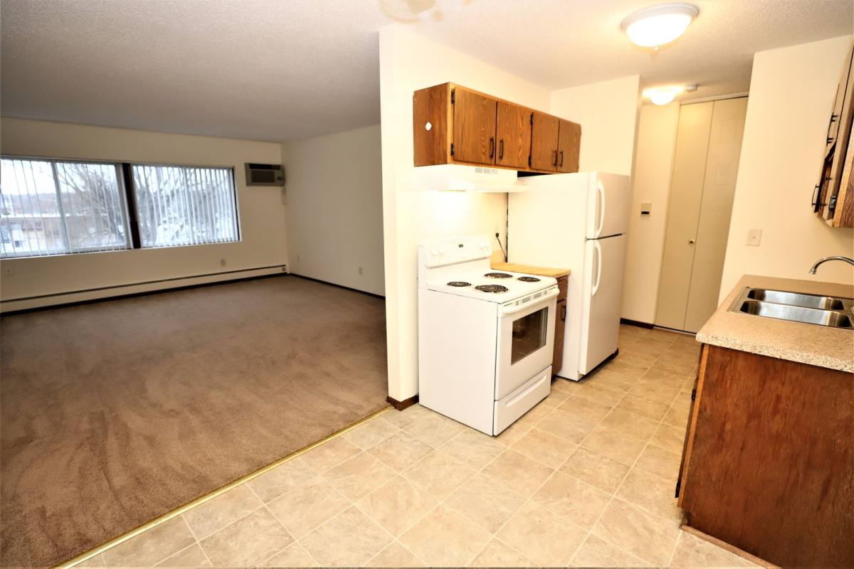 Apartment for rent at 110 11th Ave S, Hopkins, MN 55343