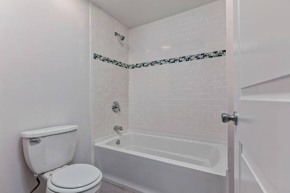 Apartment for rent at 1006 Tremont St #2B, Roxbury Crossing, MA 02120
