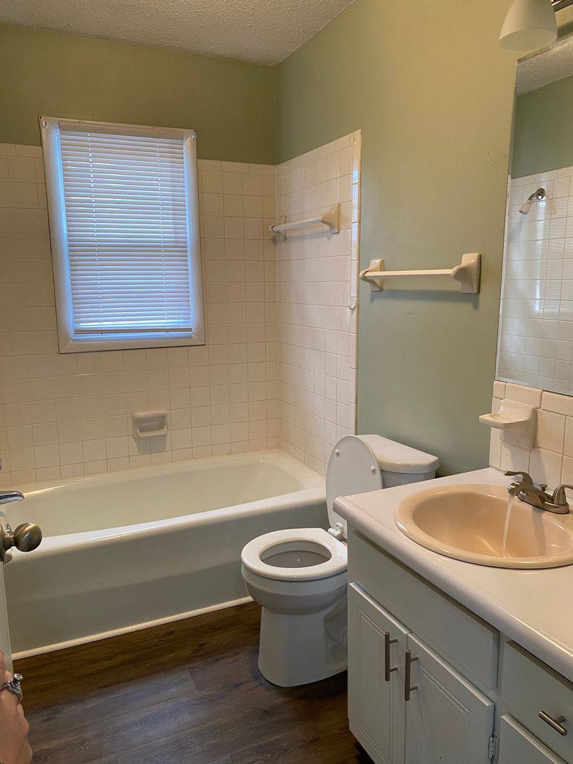 Apartment for rent at 8 Lynn Terrace Court, Johnson City, TN 37604