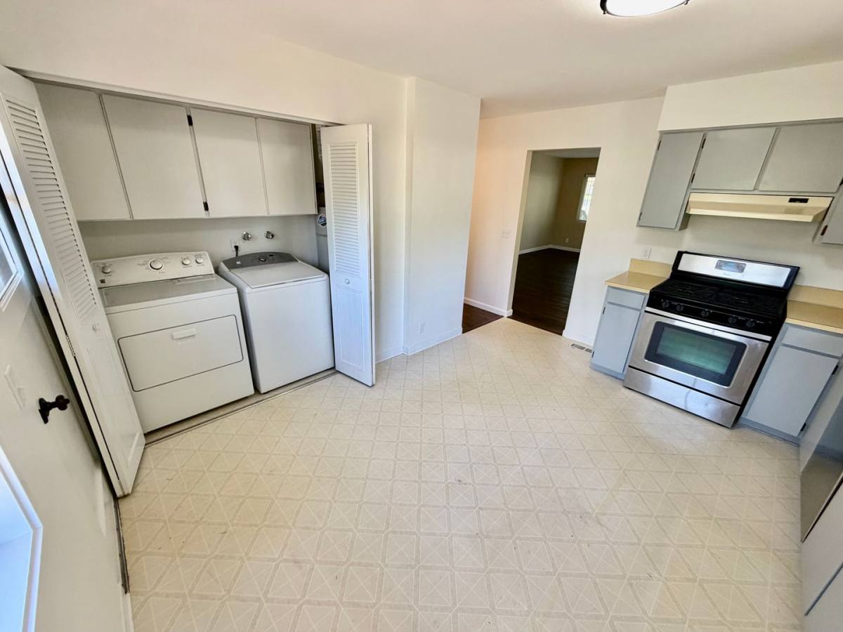 Apartment for rent at 10245 SW Walnut St, Portland, OR 97223