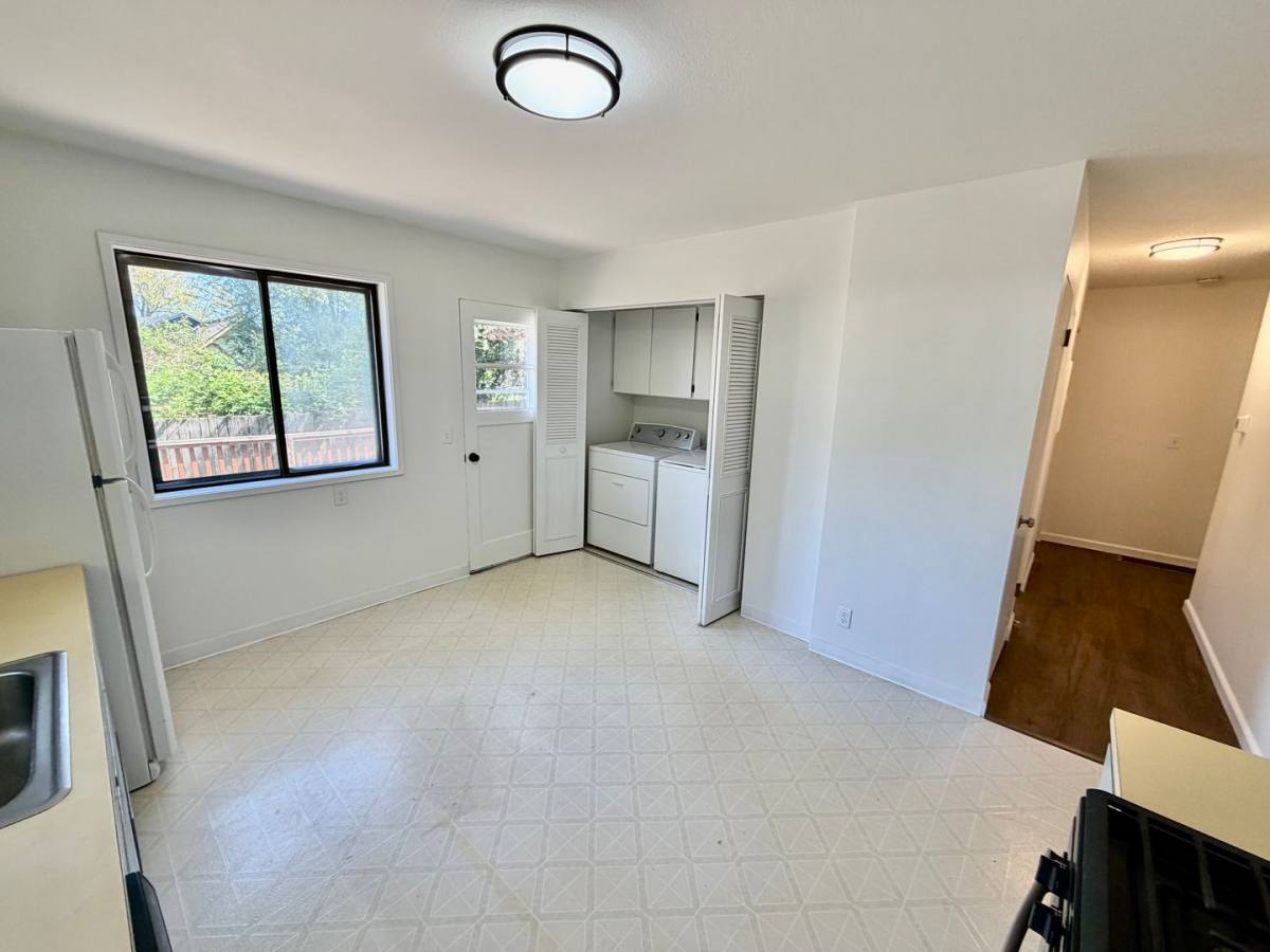Apartment for rent at 10245 SW Walnut St, Portland, OR 97223