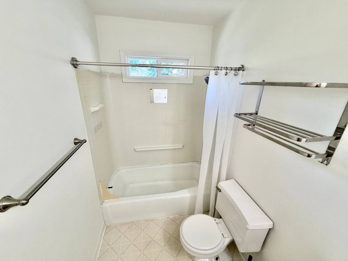 Apartment for rent at 10245 SW Walnut St, Portland, OR 97223