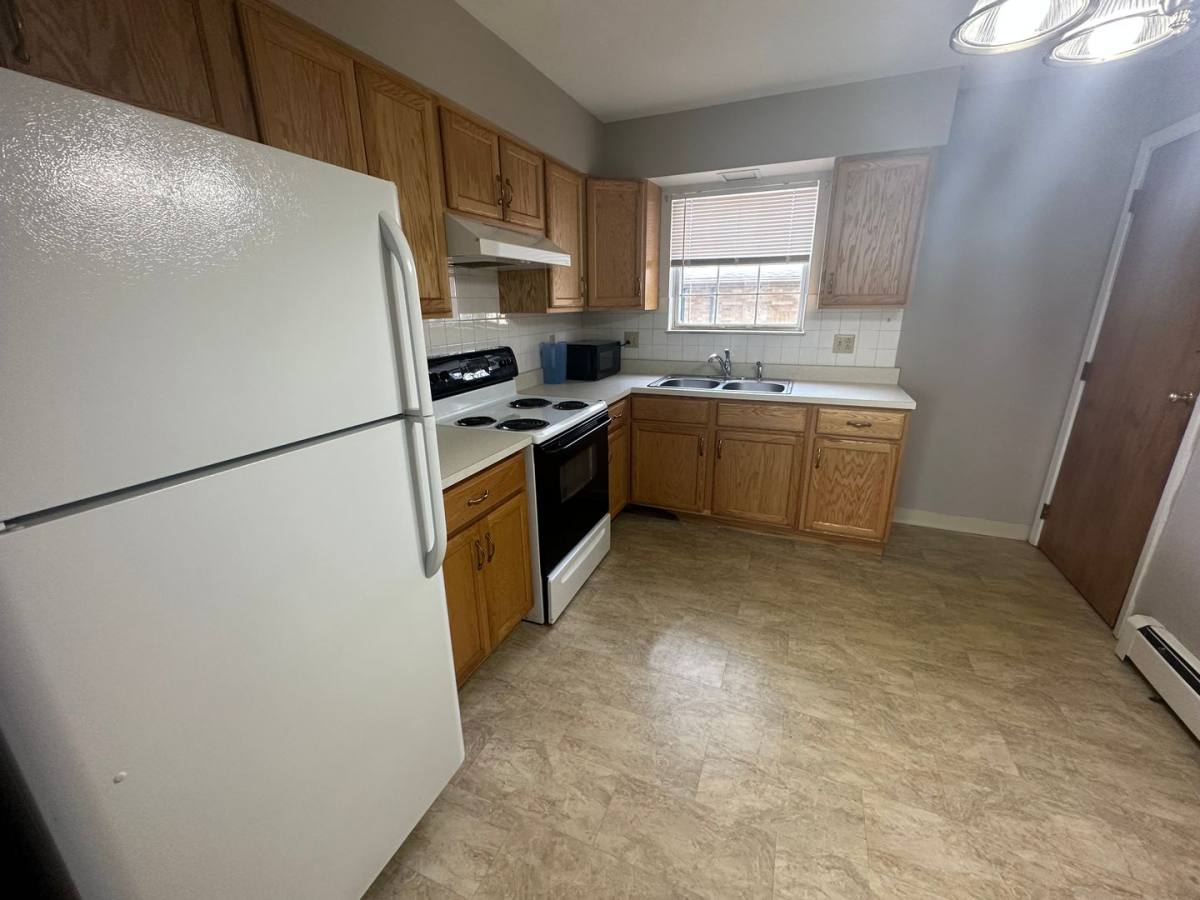 Apartment for rent at 1115 Kern Ave, Normal, IL 61761