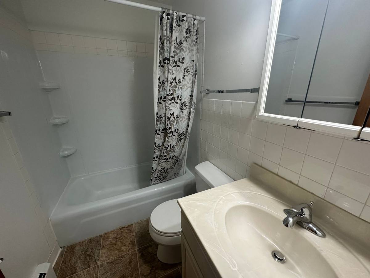 Apartment for rent at 1115 Kern Ave, Normal, IL 61761