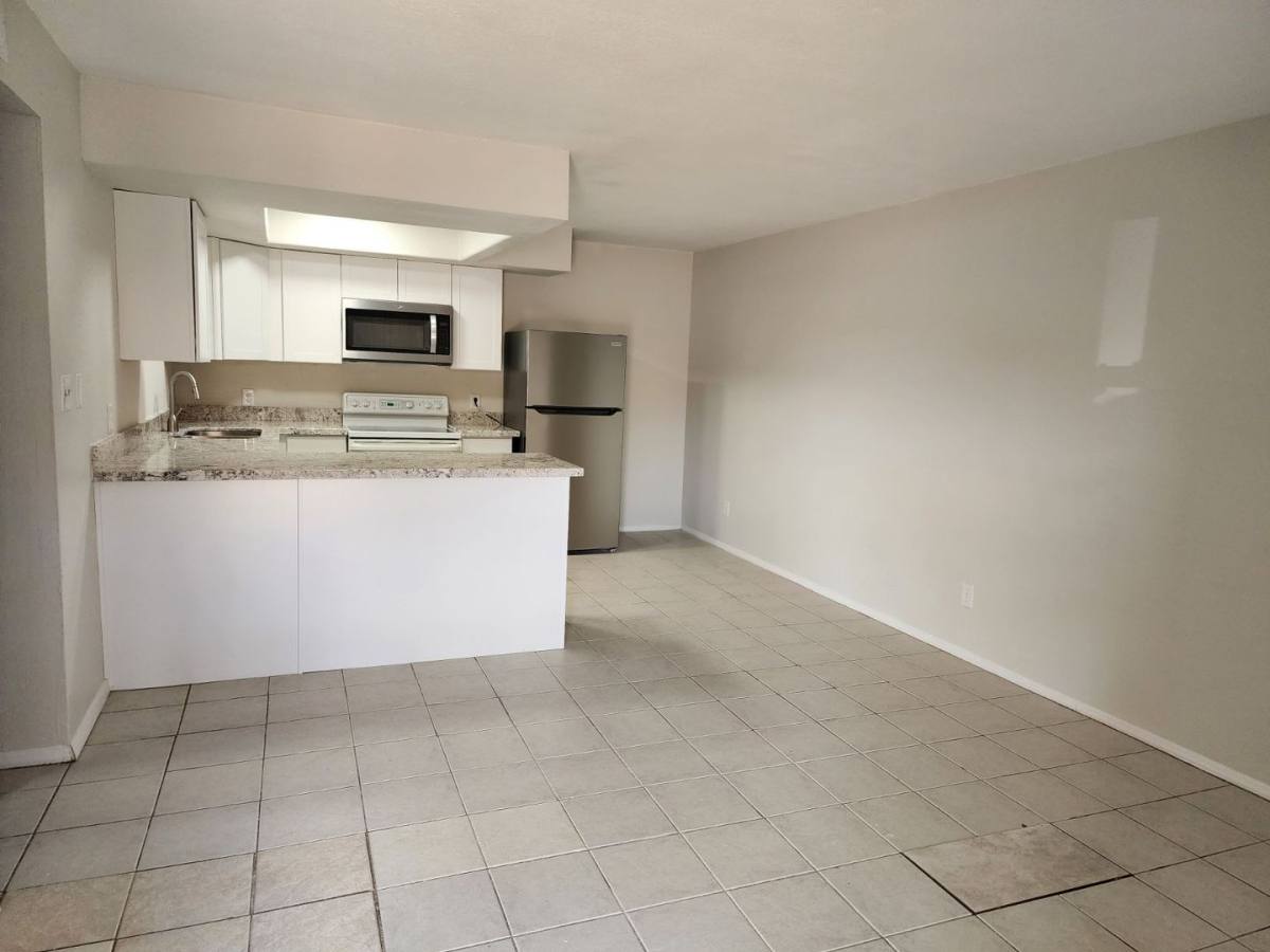 Apartment for rent at 526 N 4th St, Avondale, AZ 85323