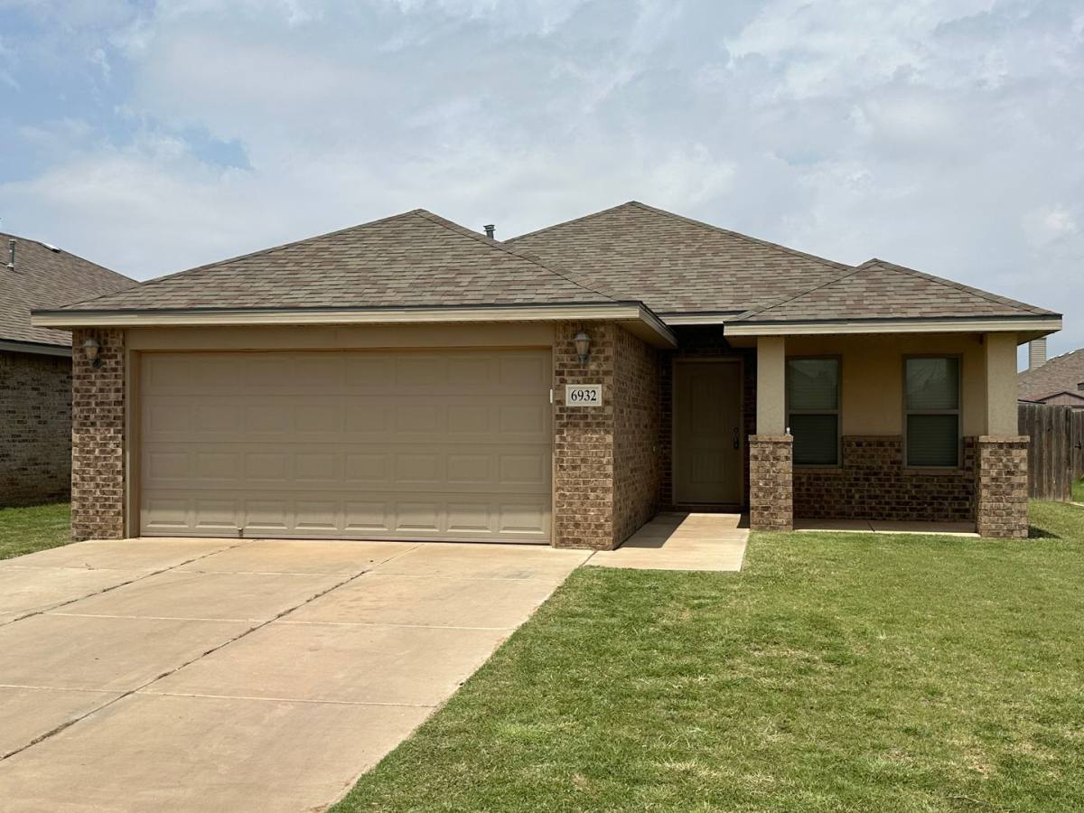 House for rent at 6932 37th St, Lubbock, TX 79407