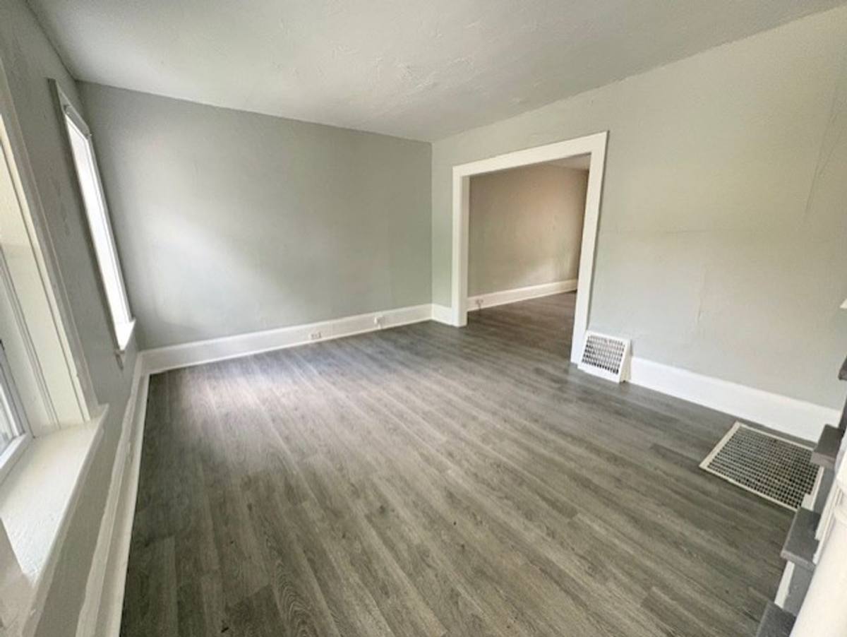 Apartment for rent at 806 Sherman St, Akron, OH 44311