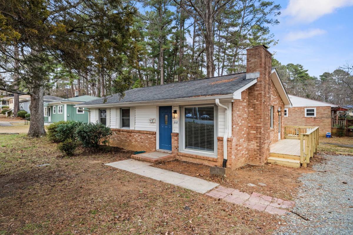 House for rent at 213 Barnes St, Carrboro, NC 27510
