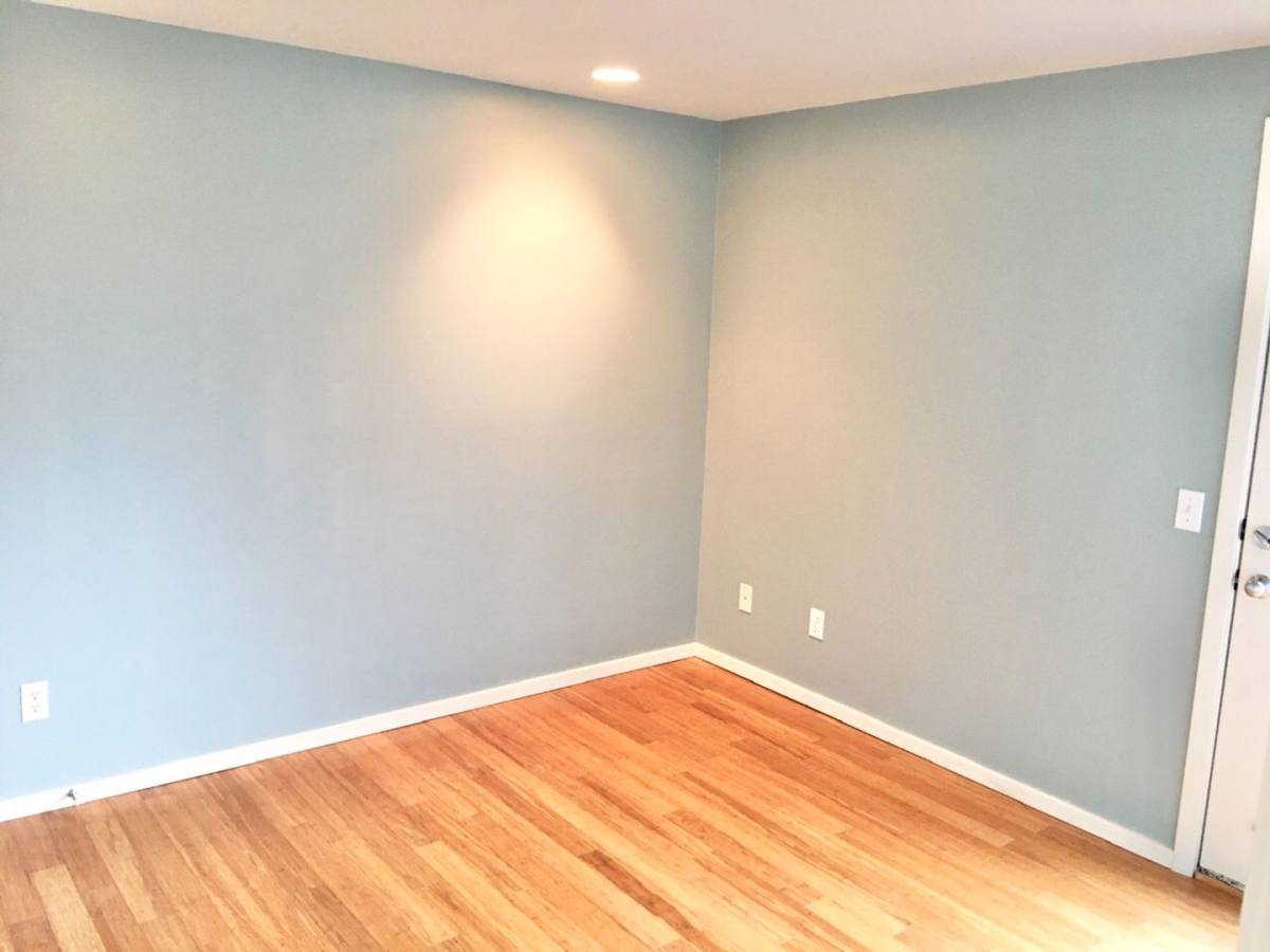 Condo for rent at 2432 Dexter Ave N, Seattle, WA 98109