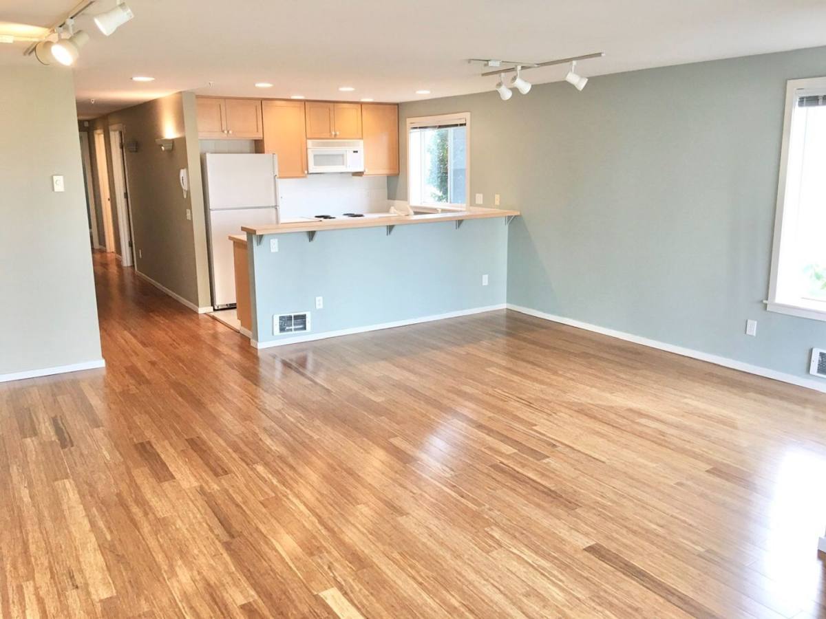 Condo for rent at 2432 Dexter Ave N, Seattle, WA 98109