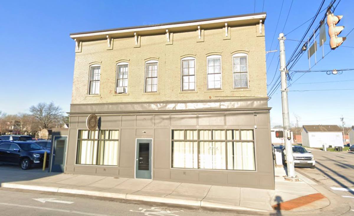Apartment for rent at 402 S 4th St, Lafayette, IN 47901