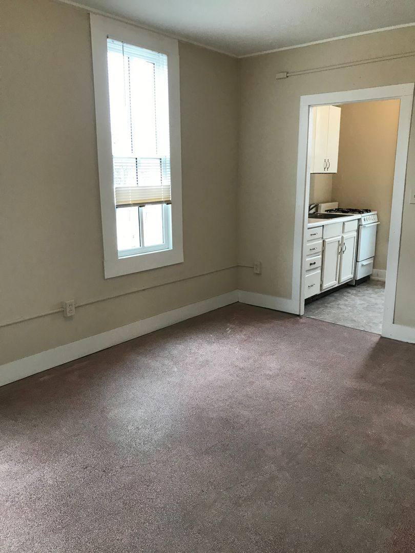 Apartment for rent at 402 S 4th St, Lafayette, IN 47901