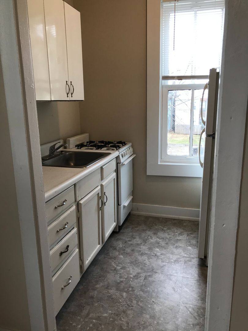 Apartment for rent at 402 S 4th St, Lafayette, IN 47901