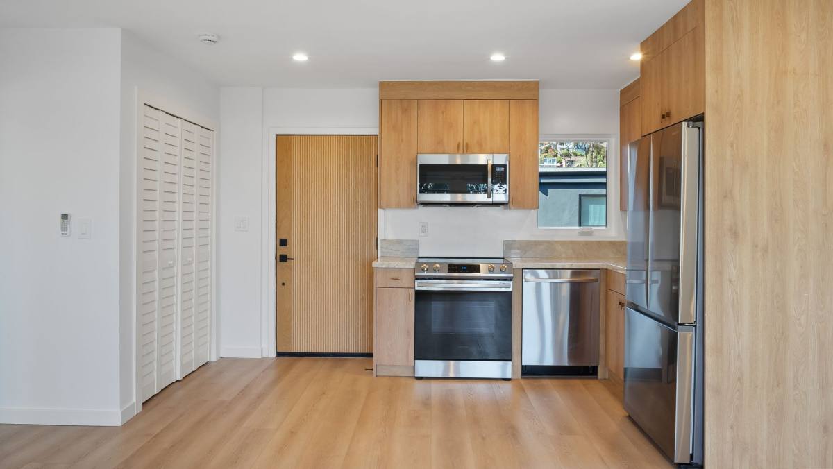 Apartment for rent at 1105 N Coast Highway, Laguna Beach, CA 92651