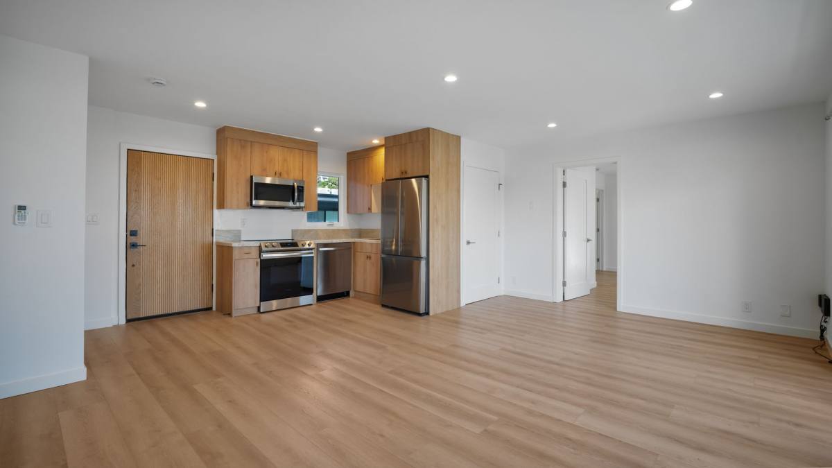Apartment for rent at 1105 N Coast Highway, Laguna Beach, CA 92651
