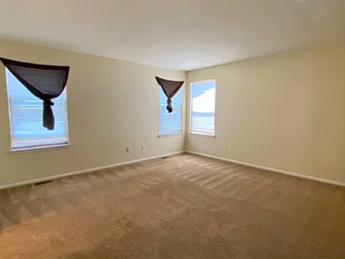 House for rent at 16676 E Phillips Place, Englewood, CO 80112