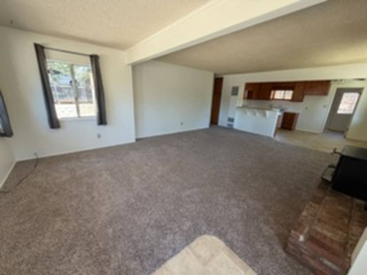 House for rent at 6641 Ivins Dr, Frazier Park, CA 93225