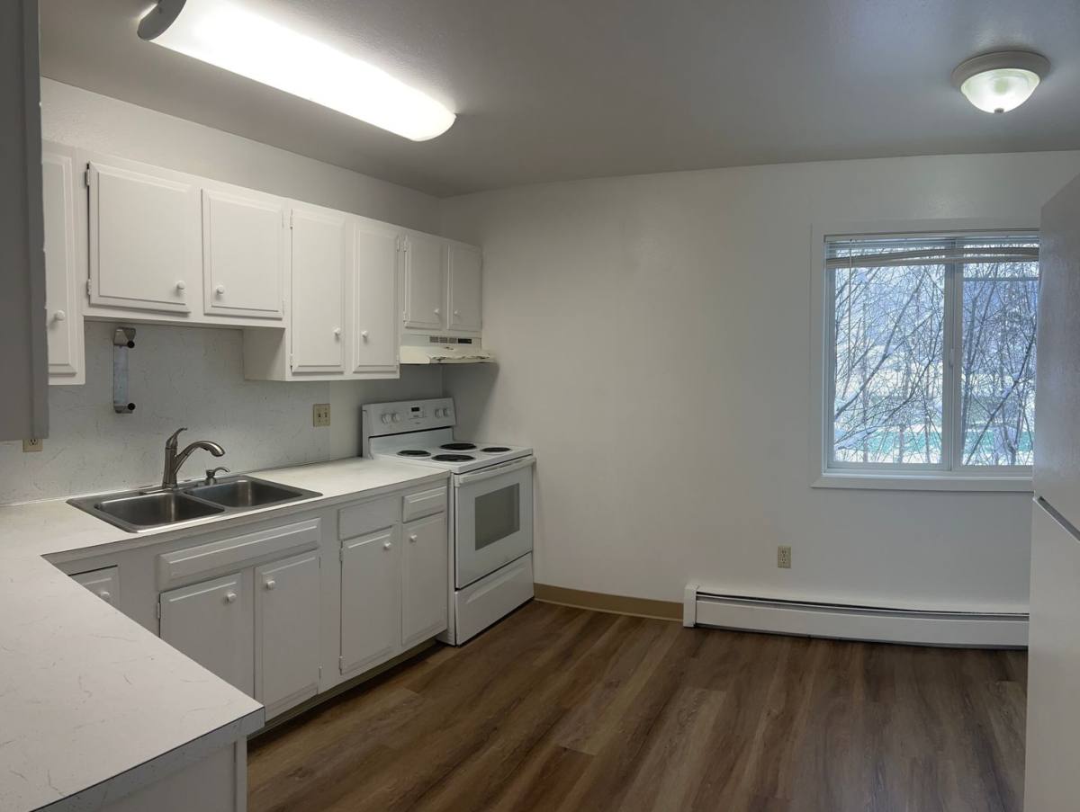 Apartment for rent at 537 E 24th, Anchorage, AK 99503