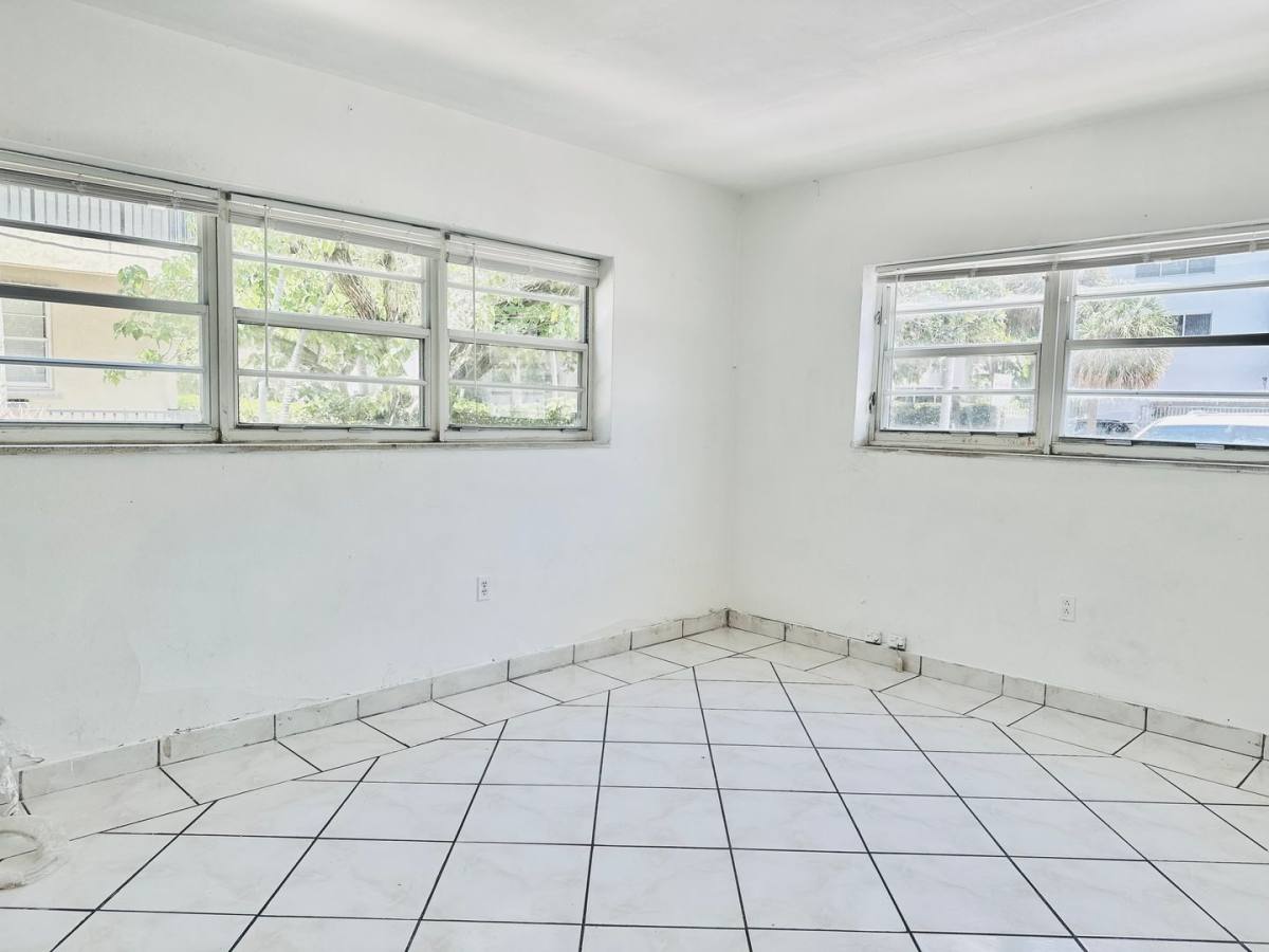 Apartment for rent at 1604 Bay Rd, Miami Beach, FL 33139