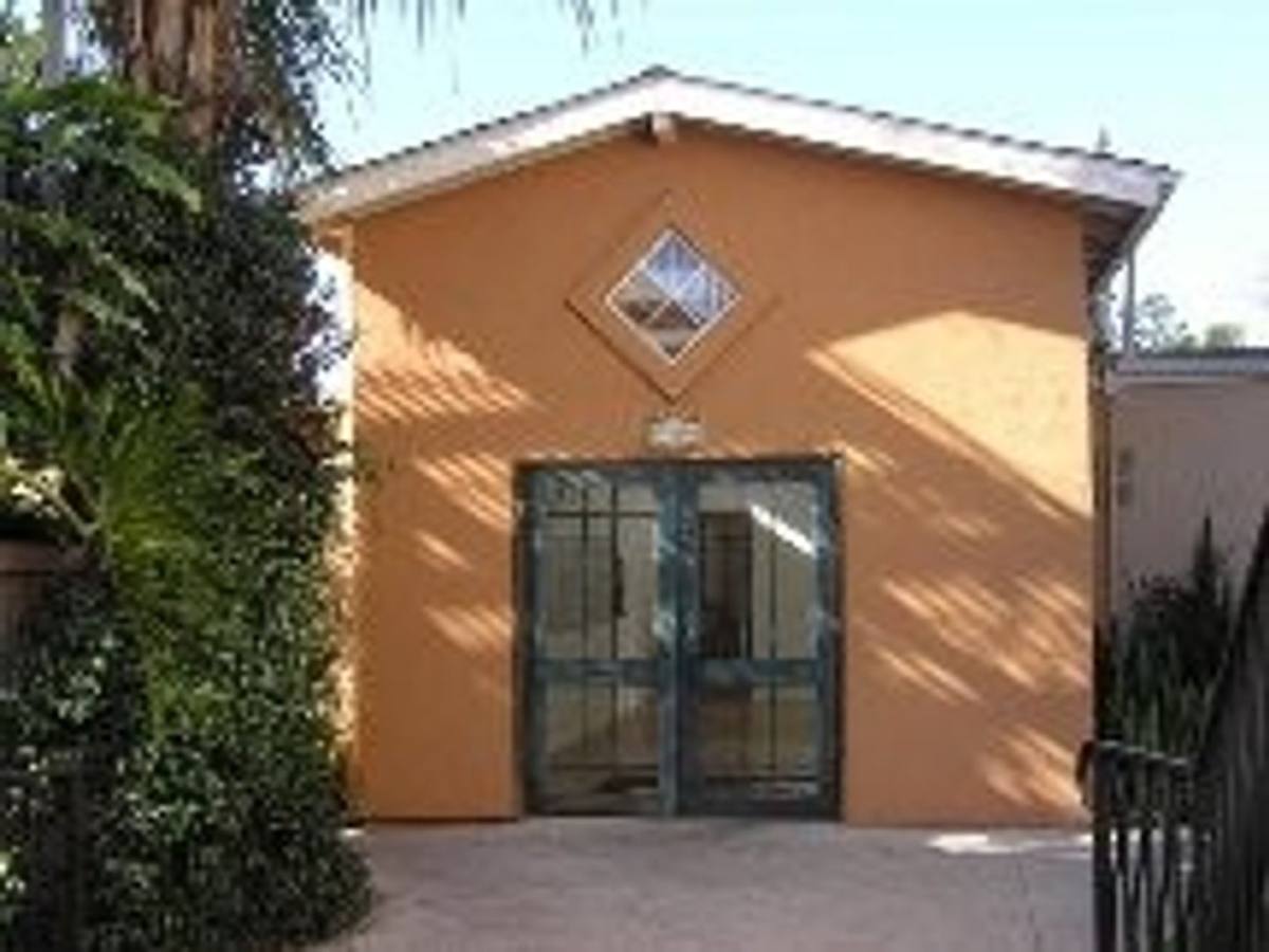 Apartment for rent at 1917, 1919 & 1921 Maple Ave, Costa Mesa, CA 92627