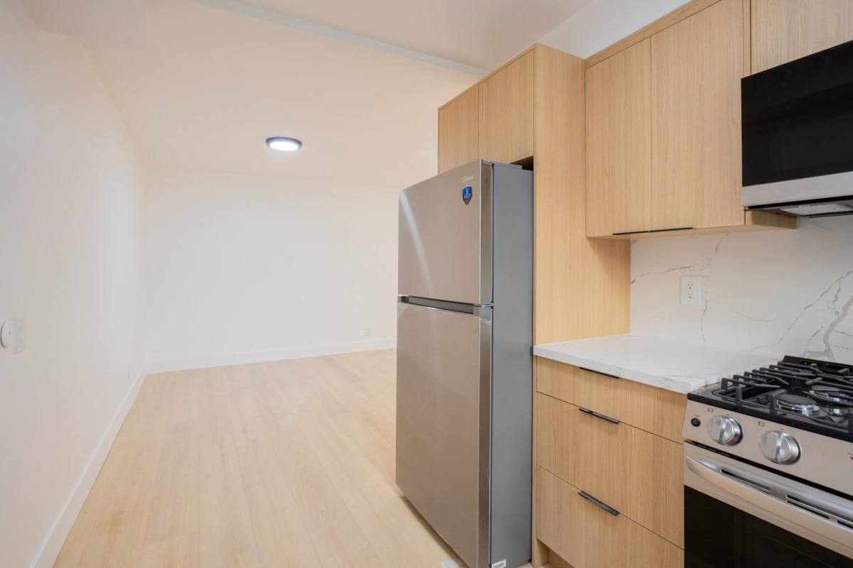 Apartment for rent at 1236 N Ogden Dr, Los Angeles, CA 90046