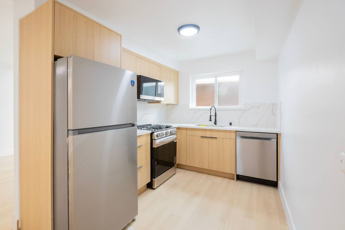 Apartment for rent at 1236 N Ogden Dr, Los Angeles, CA 90046