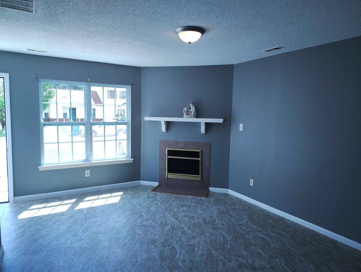 Townhouse for rent at 995 W Pueblo Dr, Jacksonville, NC 28546