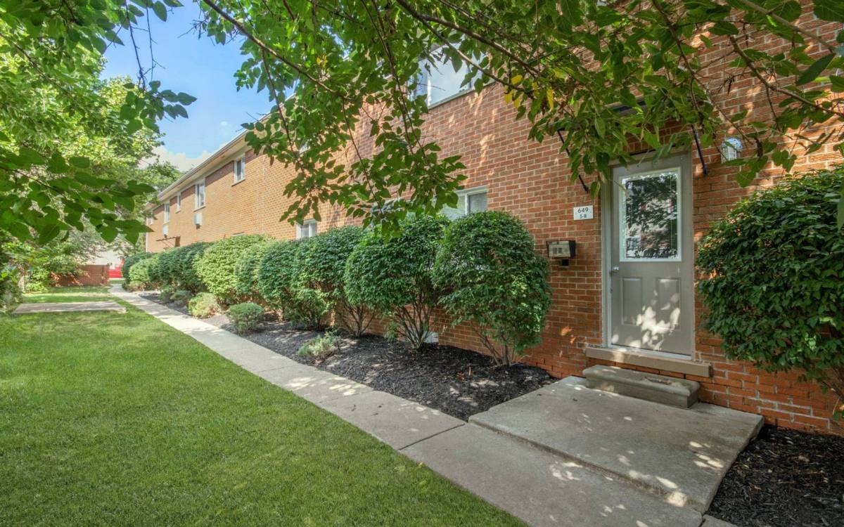 629 Maple Rd, Clawson, MI 48017 - Apartment for Rent - Image 8