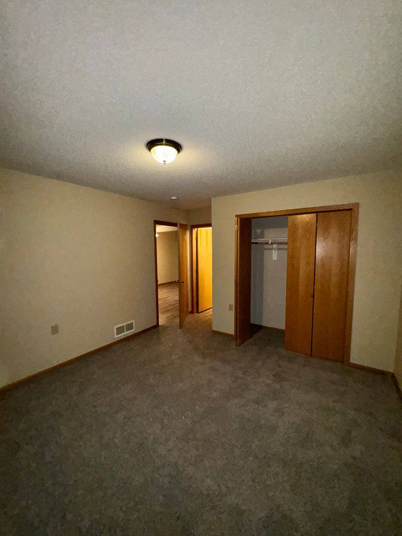 Townhouse for rent at 763 Rockford Ave E, Delano, MN 55328