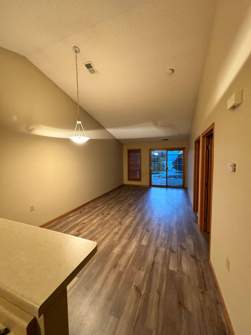 Townhouse for rent at 763 Rockford Ave E, Delano, MN 55328
