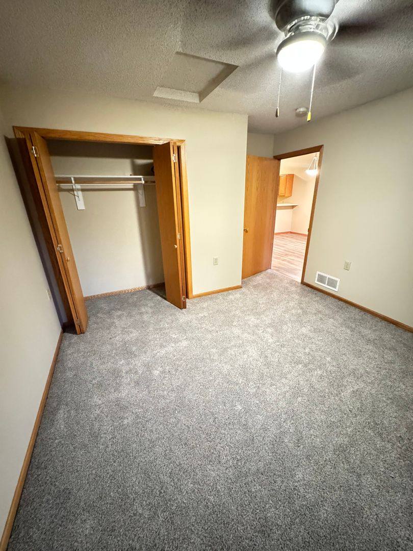 Townhouse for rent at 763 Rockford Ave E, Delano, MN 55328