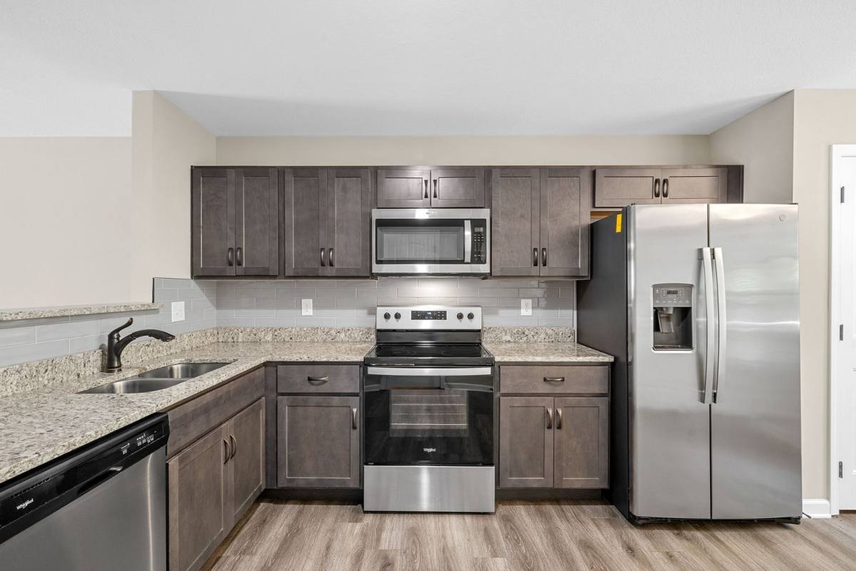 Apartment for rent at 431 Glenstone Springs Rd, Clarksville, TN 37043