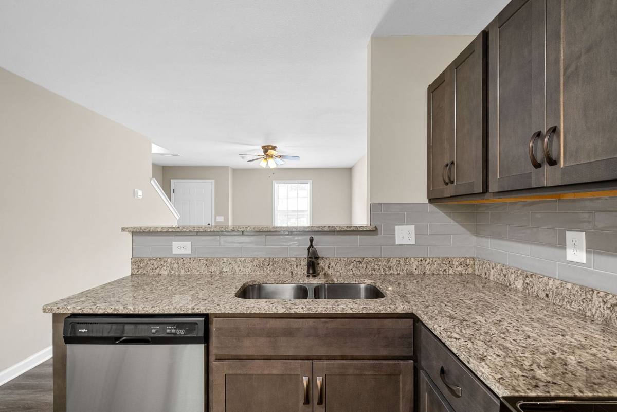 Apartment for rent at 431 Glenstone Springs Rd, Clarksville, TN 37043