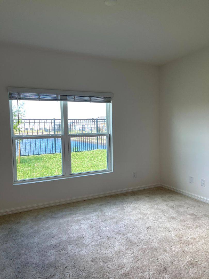 House for rent at 908 Anna Place Way, Davenport, FL 33837